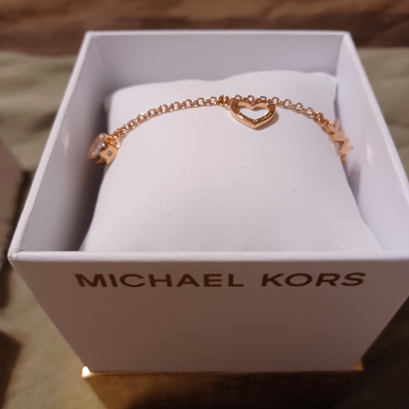 Yes - Picture 2 of 3